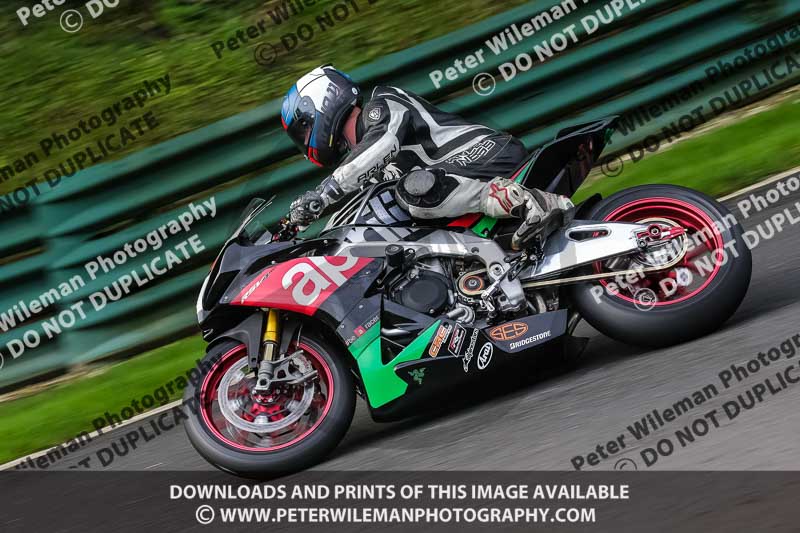 cadwell no limits trackday;cadwell park;cadwell park photographs;cadwell trackday photographs;enduro digital images;event digital images;eventdigitalimages;no limits trackdays;peter wileman photography;racing digital images;trackday digital images;trackday photos